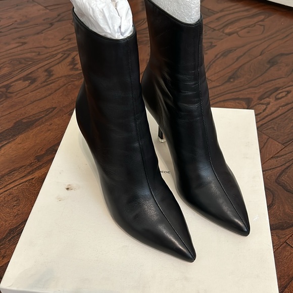 Revolve Black Suede Studio Jennifer Bootie in Black Sz 37.5 - Picture 2 of 6